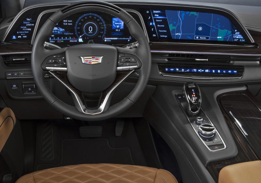 Торпедо Cadillac Escalade Platinum Luxury 2020 года  (NA) (фото 43 из 45)